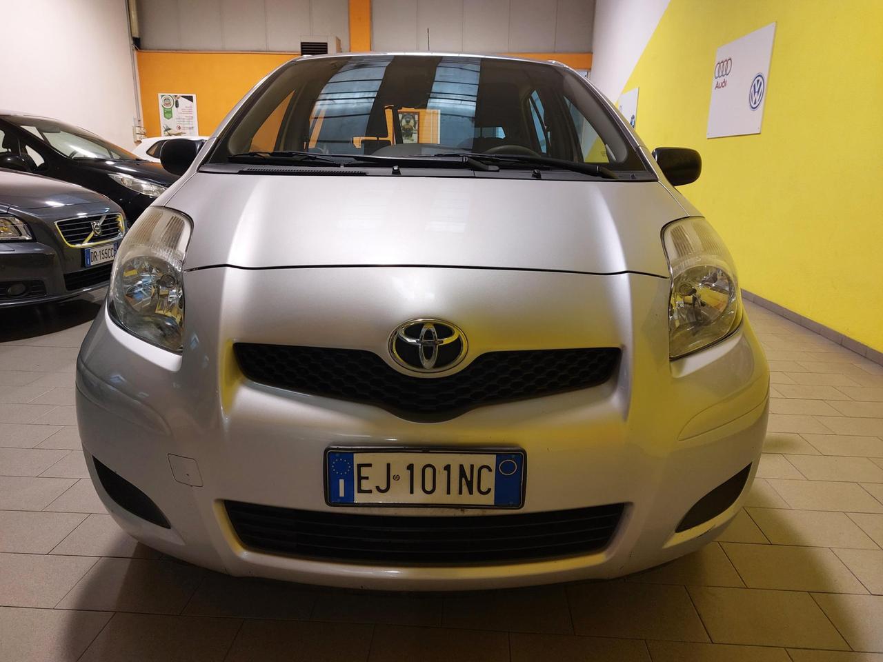 Toyota Yaris 5 Porte Yaris 5p 1.0 Now my10
