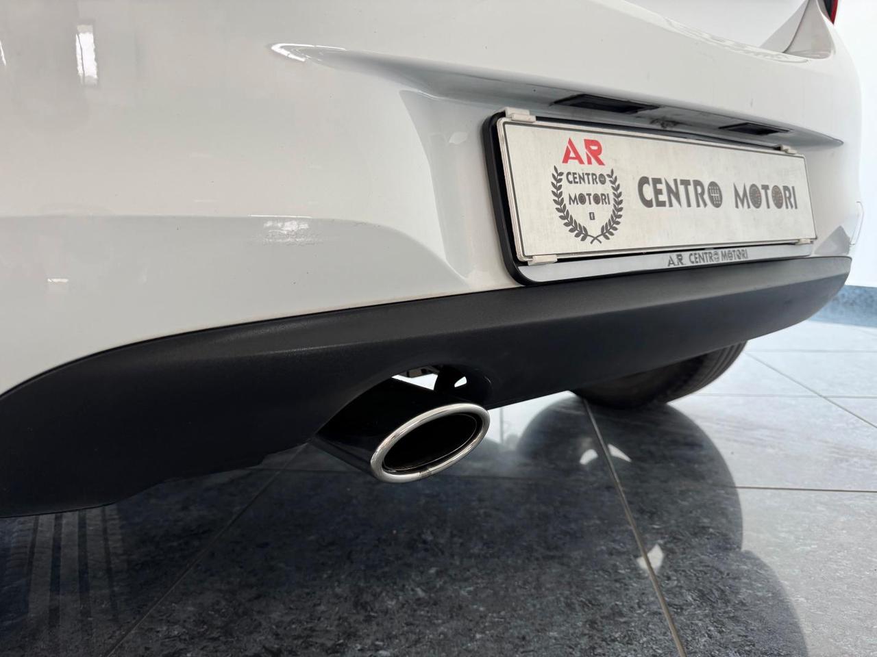 Opel Corsa 5 Porte 5P GPL Tech 90 cv Bicolor Cruise Bluetooth