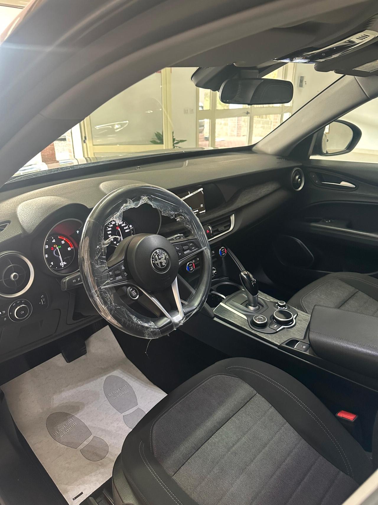 Alfa Romeo Stelvio 2.2 Turbodiesel 210 CV AT8 Q4 Executive