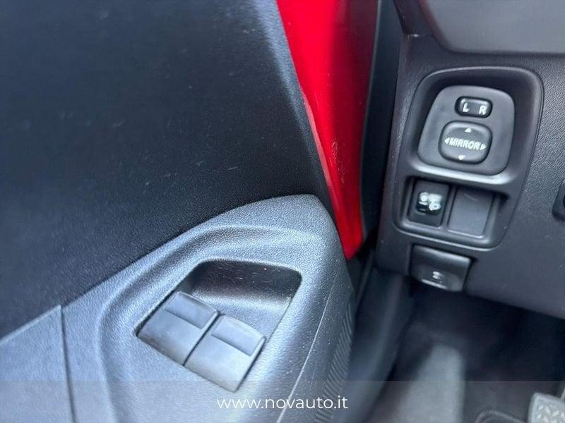 Toyota Aygo Aygo 5p 1.0 x-play my15
