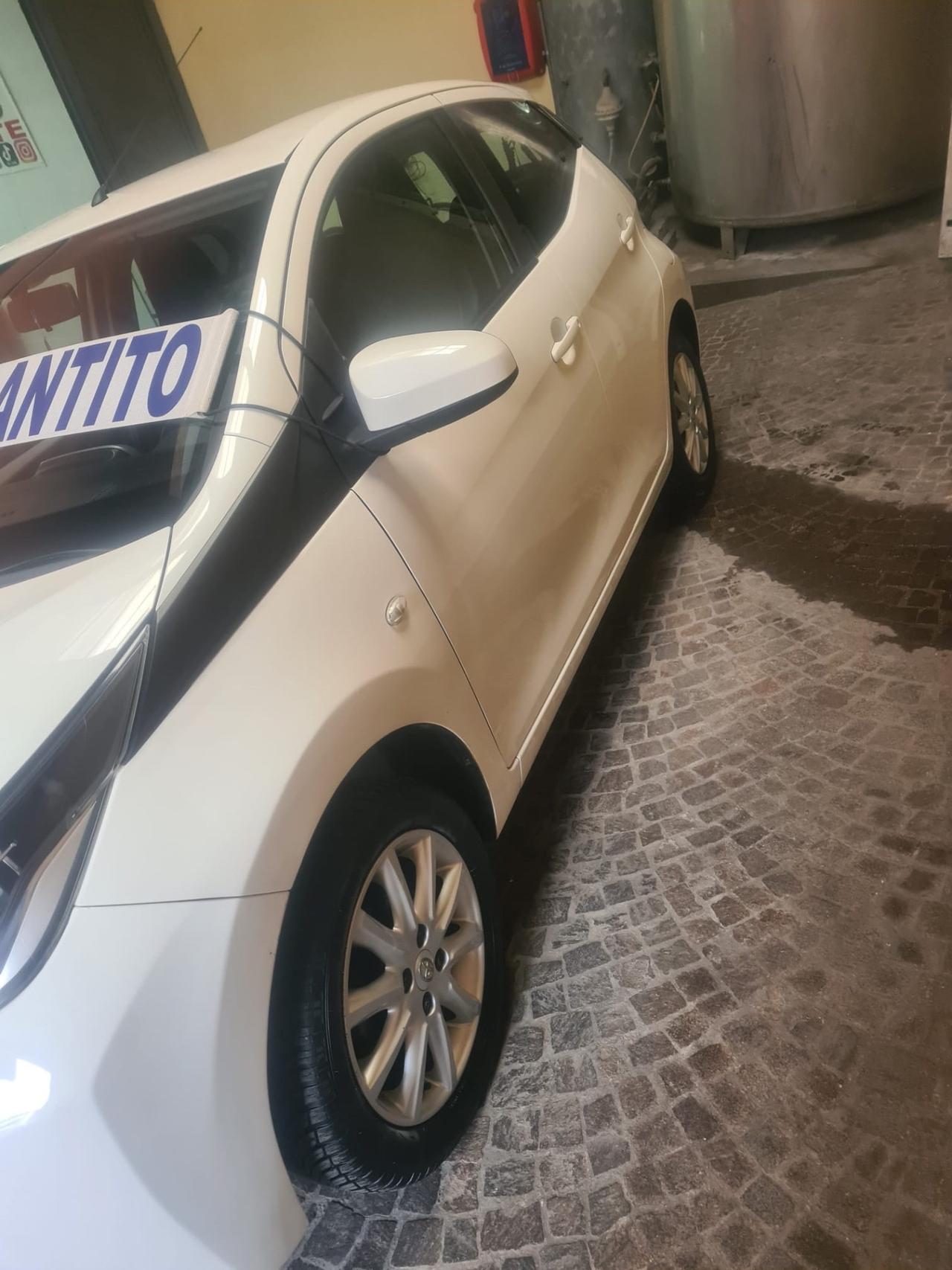 Toyota Aygo 1.0 VVT-i 69 CV 5 porte x-cool