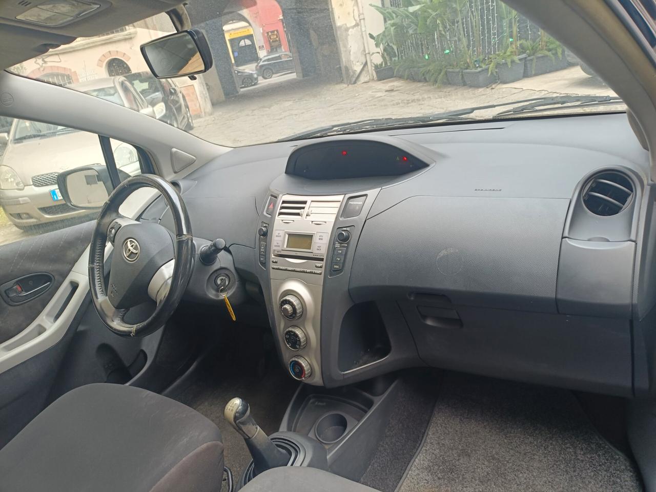 Toyota Yaris 1.0 Benzina