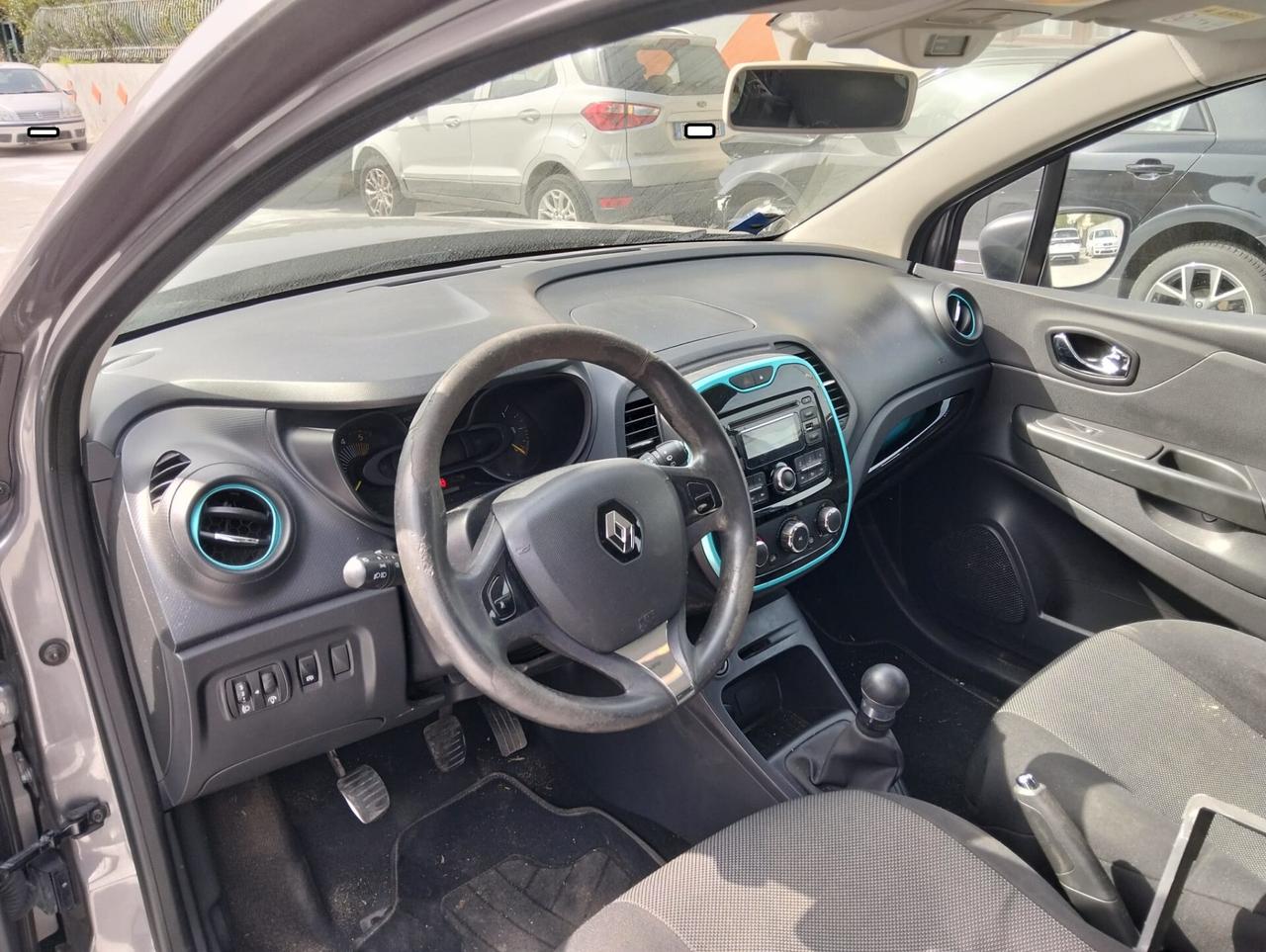 Renault Captur 1.5 dCi 90cv 2014 SINISTRATA