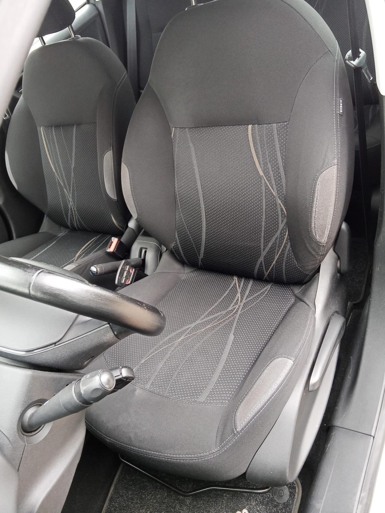 Peugeot 208 1.2 VTi 82 CV 5 porte Allure