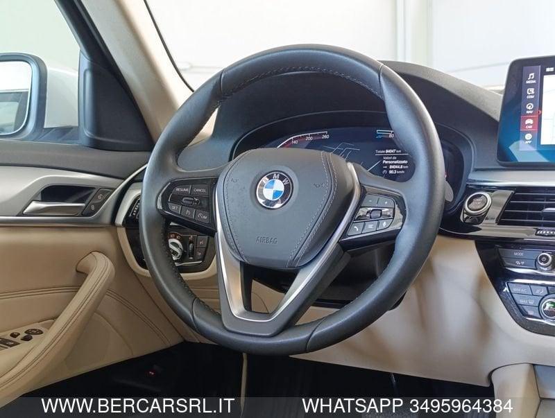 BMW Serie 5 520d 48V Touring Business*SEDILI RISCALDATI*TELECAMERA*PDC*FULL LED*GANCIO TRAINO*