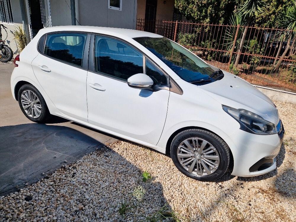 Peugeot 208 BlueHDi 75 5 porte Active