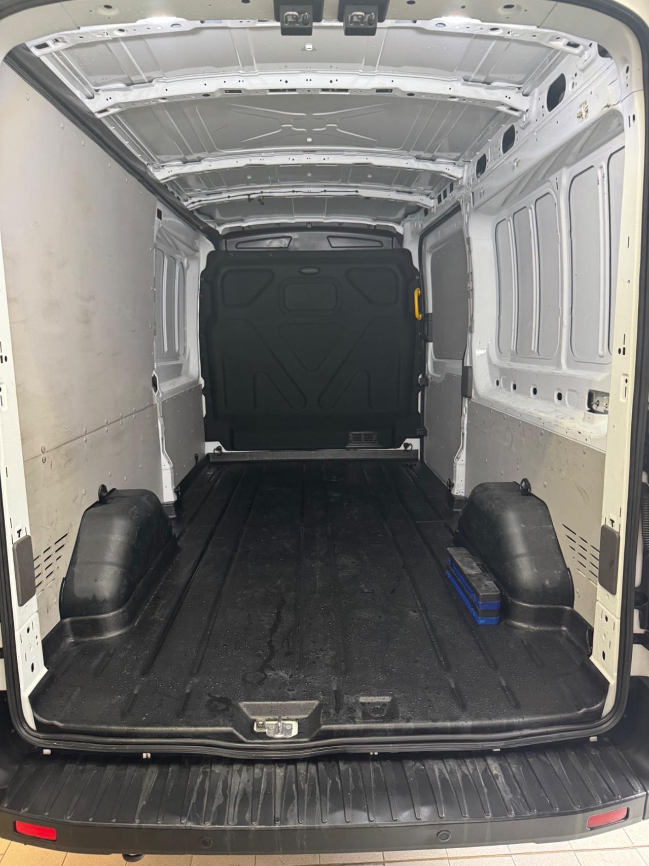 Ford Transit 350 2.0TDCi EcoBlue MHEV 130CV PL-TM Furgone Trend