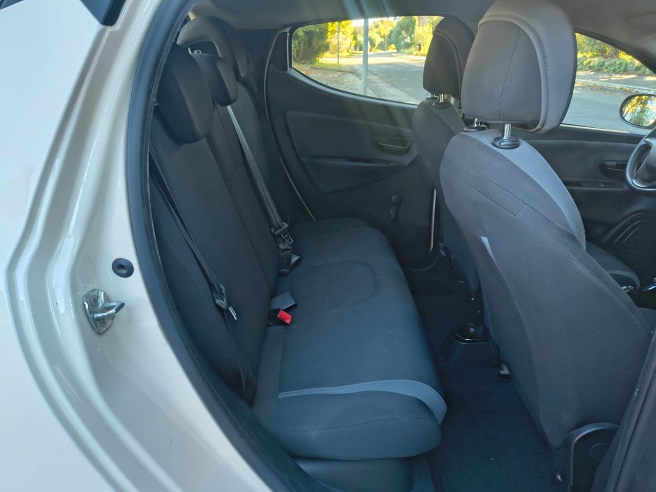 Lancia Ypsilon 1.2 benzina GPL VALIDO 2031