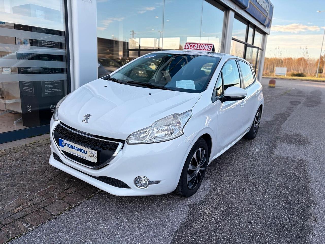 Peugeot 208 ACTIVE 1.4 HDi 68 CV 5 porte