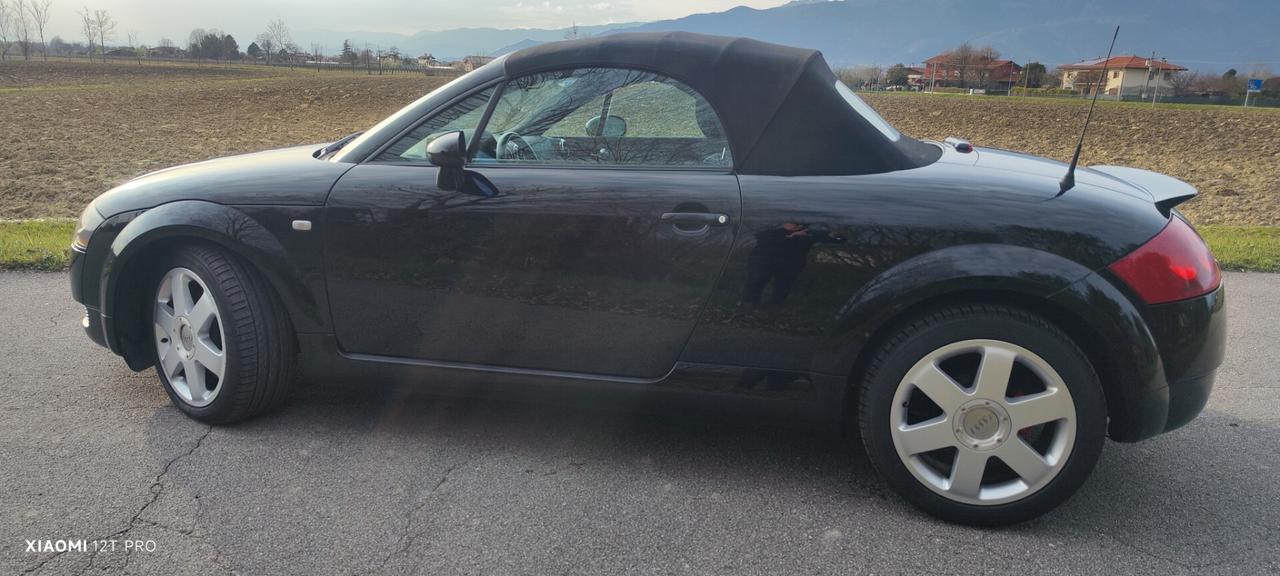 Audi TT CABRIO Roadster 1.8 T 20V 179 cv (ASI + CRS)