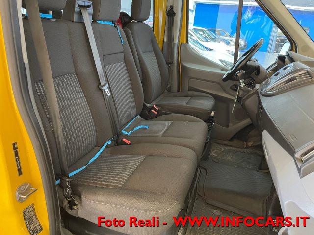 FORD Transit 310 2.0TDCi EcoBlue 130CV 9 POSTI Combi Trend