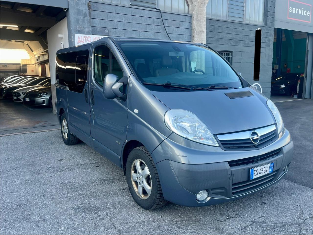 Opel Vivaro 2.0 CDTI Combi 8 POSTI