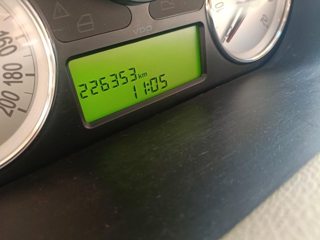 LANCIA YPSILON 1.4 GPL PLATINO-NEOPATENTATI-Euro4190