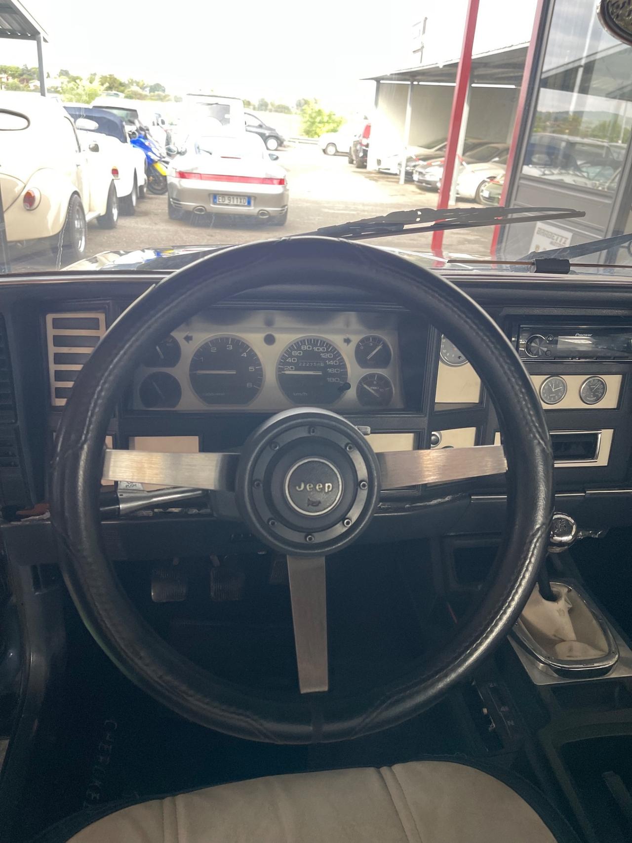 Jeep Cherokee 2.1 TD 3 Porte Gancio PERMUTE RATE