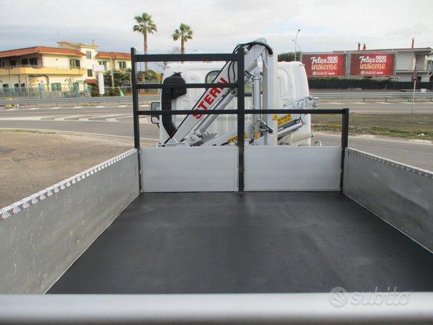 Nissan Cabstar 3000 TDI GRU STERN 025 4 SFILI+CAS