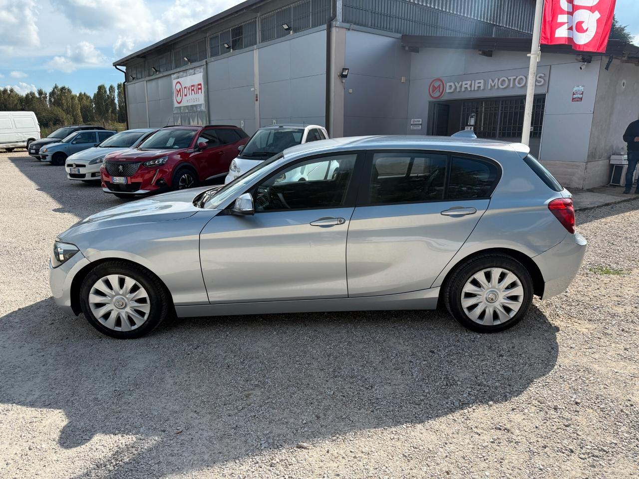 Bmw 116i 5p. Unique UNIPRO'