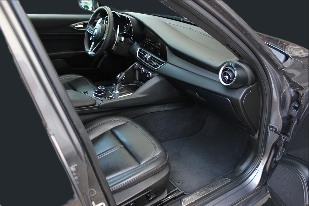 Alfa Romeo Giulia 2.2 Turbo Diesel Business B-Tech Aut.