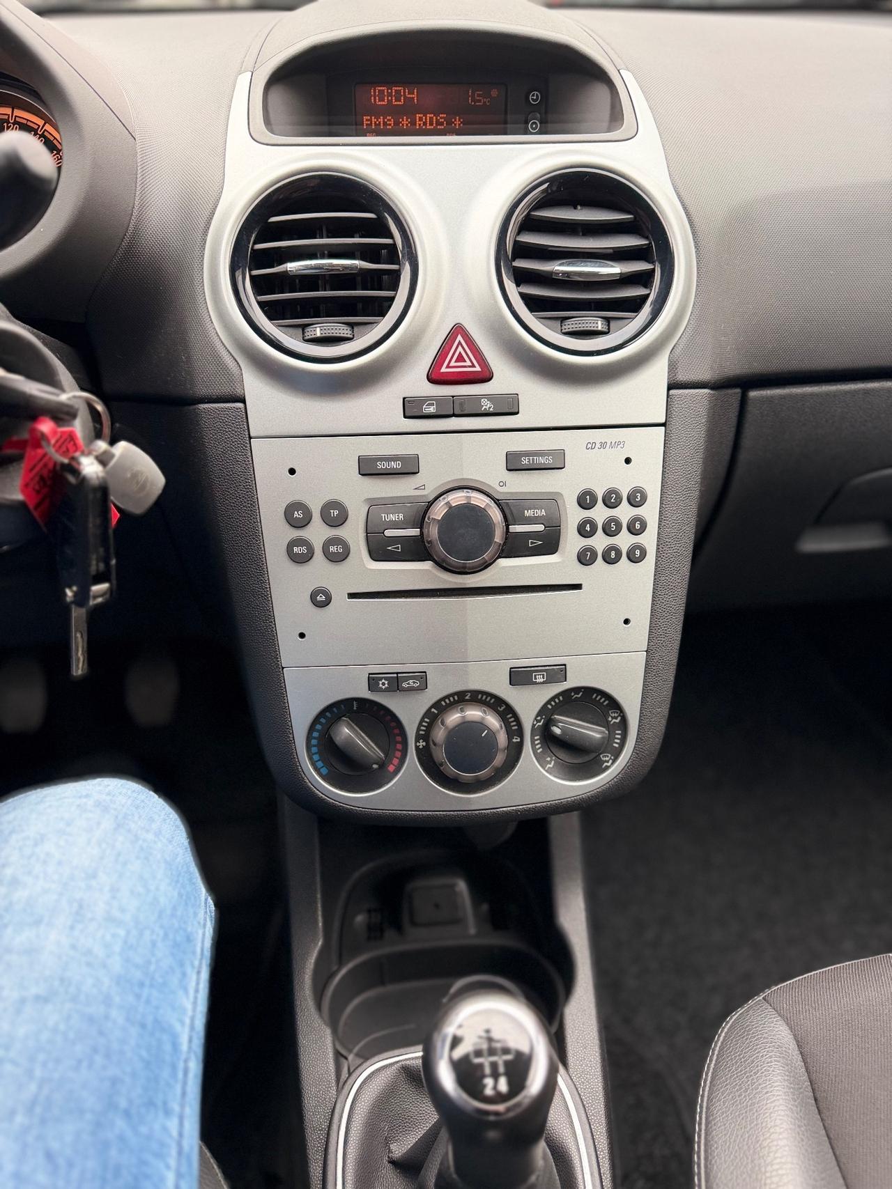 Opel Corsa 1.3 CDTI 2012 NEOPATENTATI 5porte