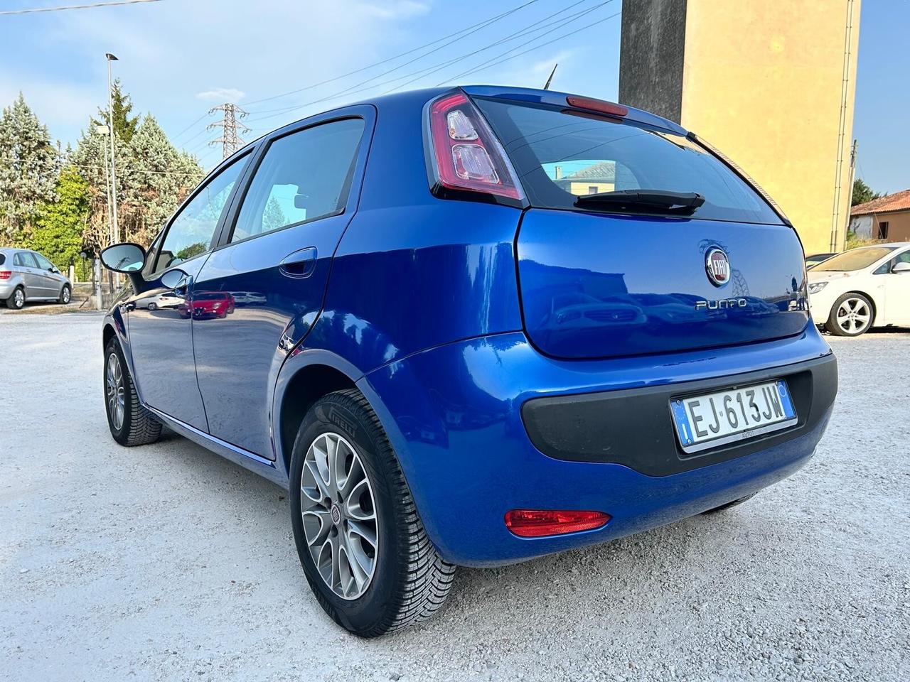 FIAT PUNTE EVO 1.4 77CV TOP PIRELLI NUOVE OK NEOP