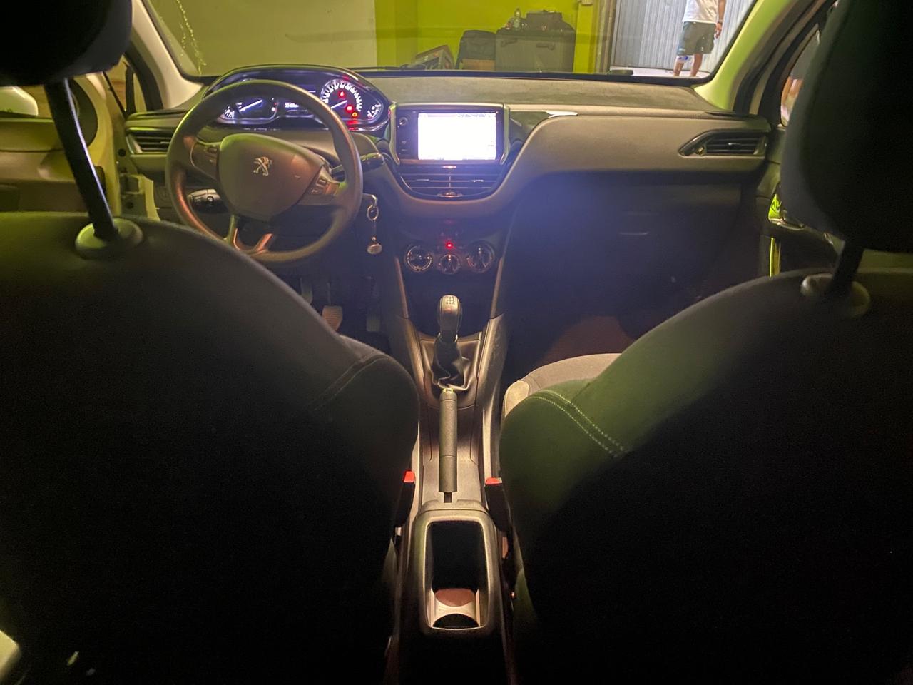 Peugeot 208 1.4 HDi 68 CV 3 porte Allure