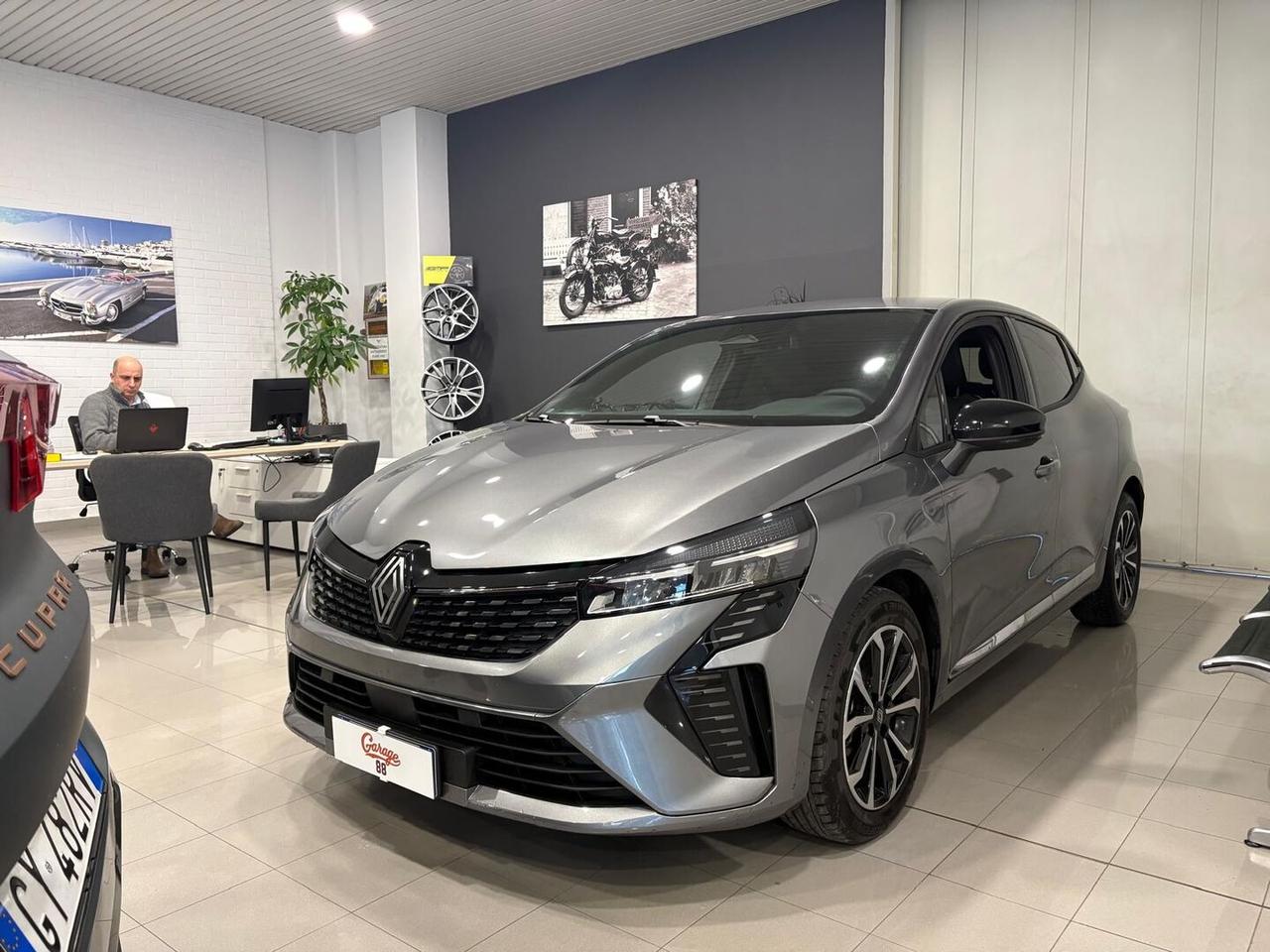 Renault Clio 1.0 tce Techno 90cv