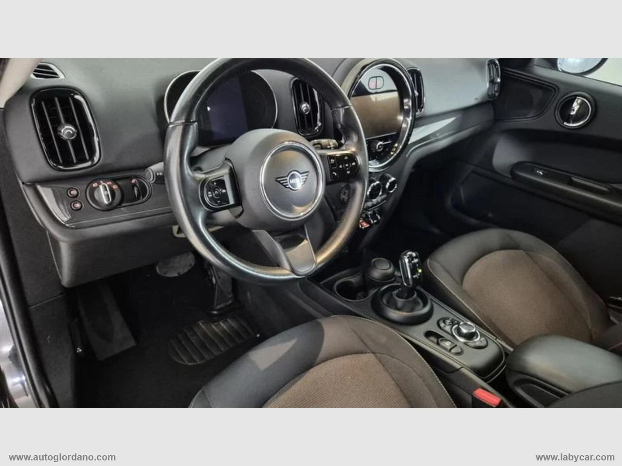 MINI Mini Cooper D Business Countryman ALL4 AUTO TOTAL BLACK