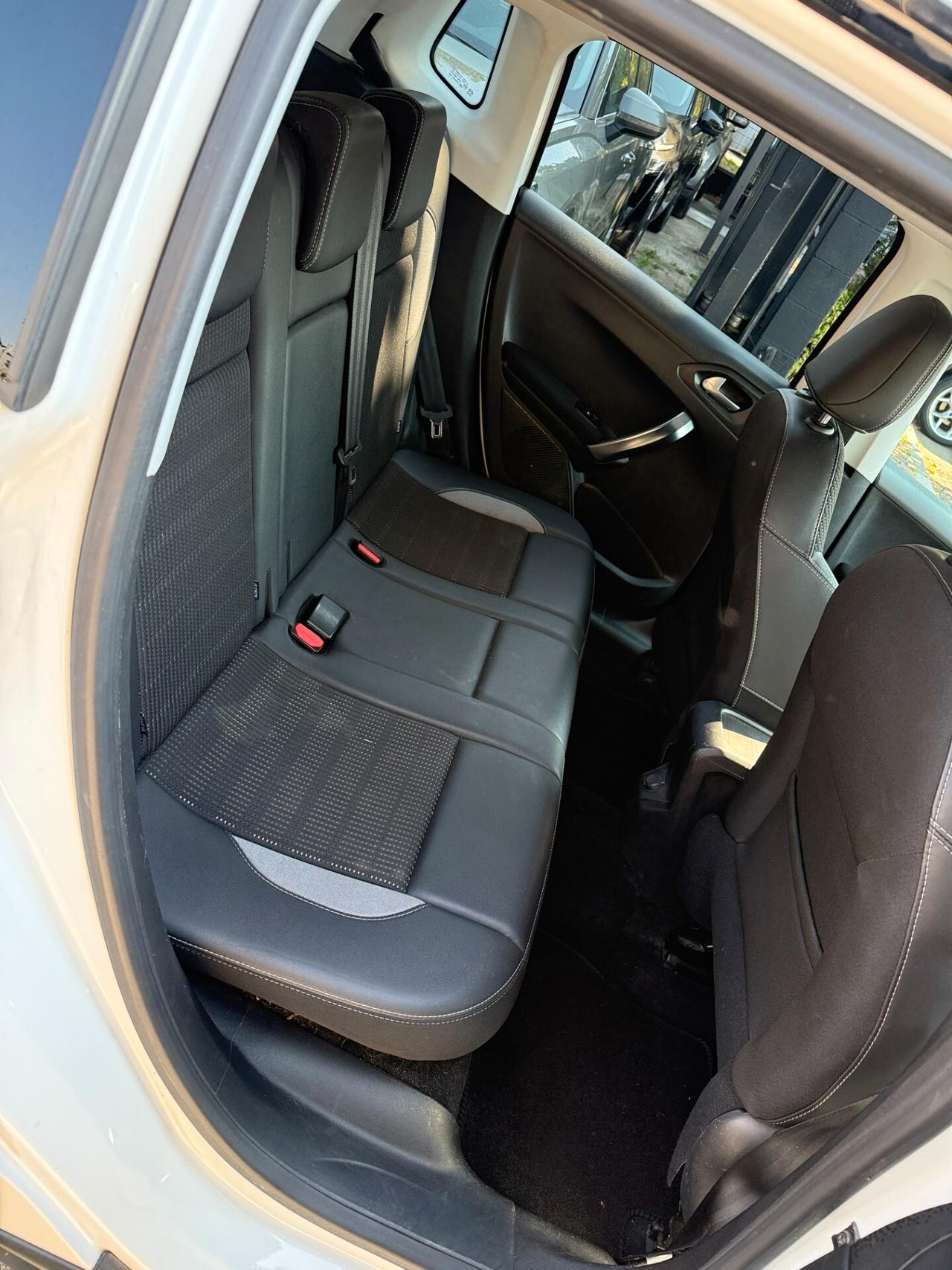 Peugeot 2008 BlueHDi 100 GT Line