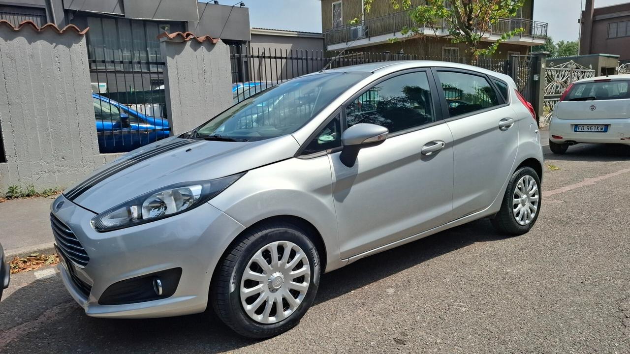 Ford Fiesta benzina gpl