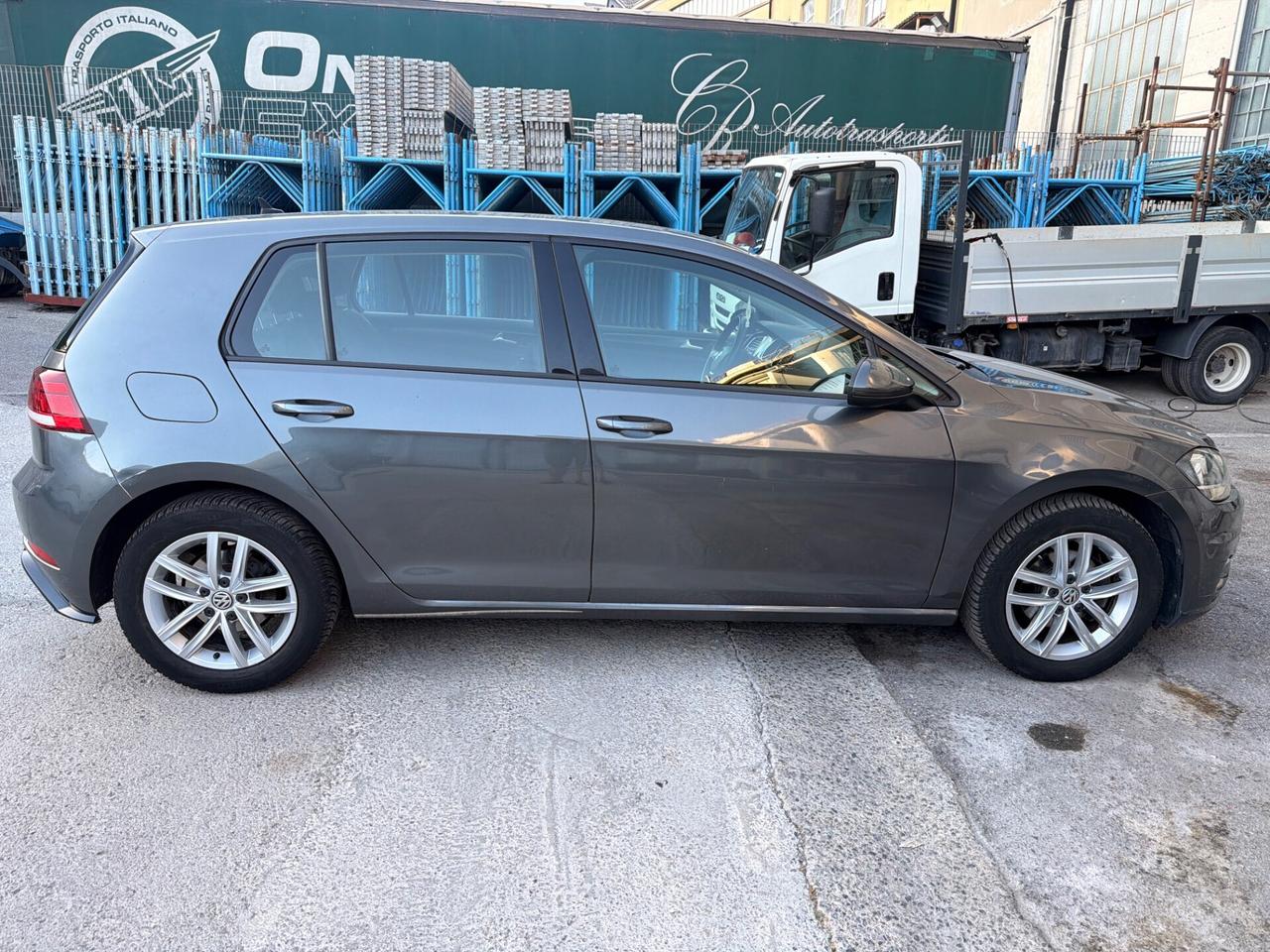 Volkswagen Golf 1.0 TSI 110 CV 5p. Trendline BlueMotion Technology