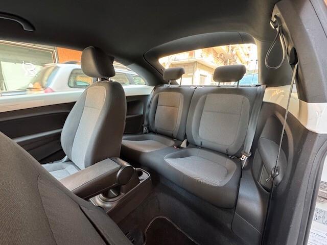 Volkswagen Maggiolino 1.6 TDI Design
