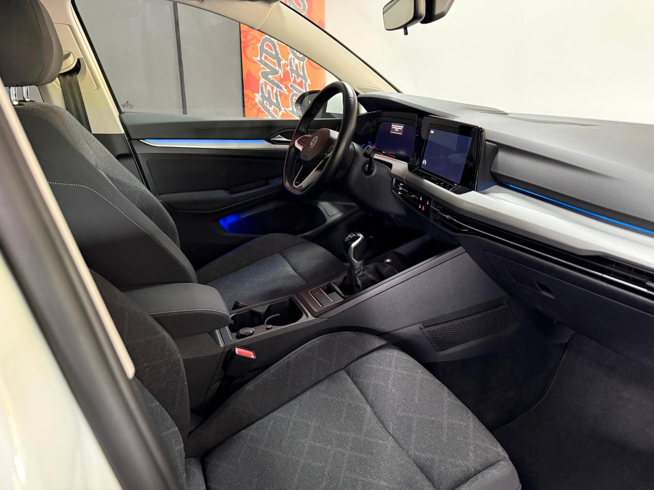 Volkswagen Golf 1.5 TSI ACT DSG 5p. Business BlueMotion Tech.