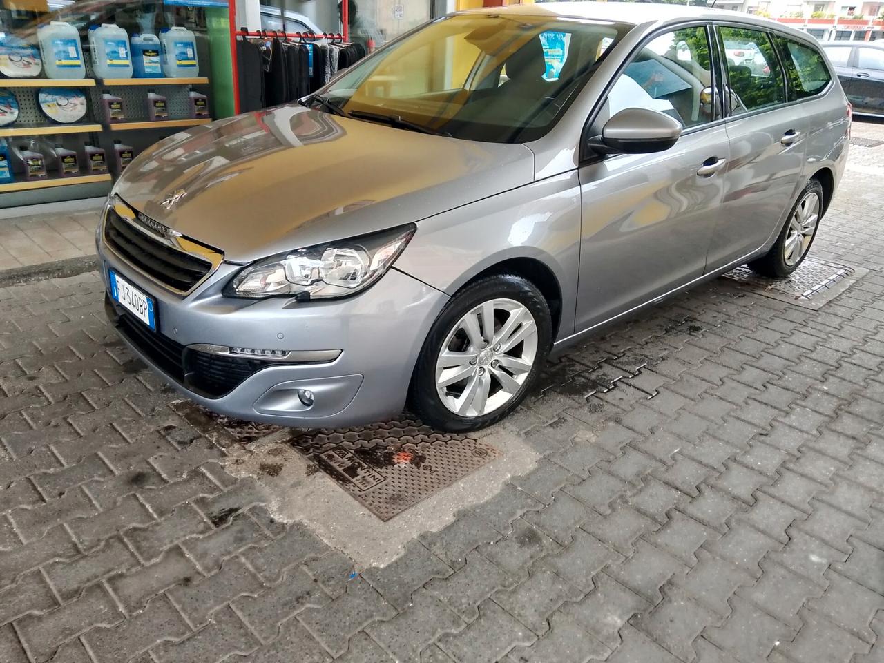 Peugeot 308 BlueHDi 120 S&S SW Business