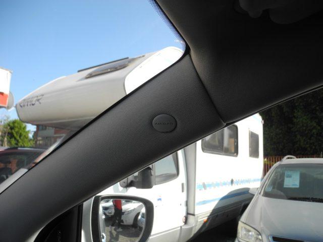 HYUNDAI iX35 2.0 CRDi 2WD 135cv - OK NEOPATENTATI -"DA VETRINA"