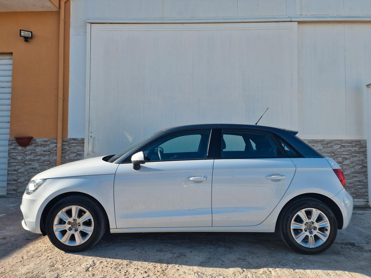 Audi A1 1.6 TDI 90CV