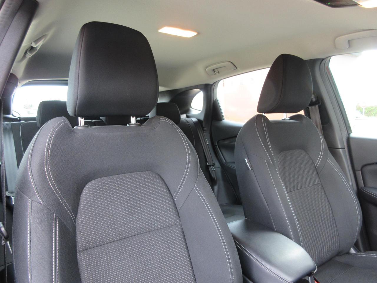 Nissan Qashqai 1.3 mhev Business 2wd 158cv xtronic