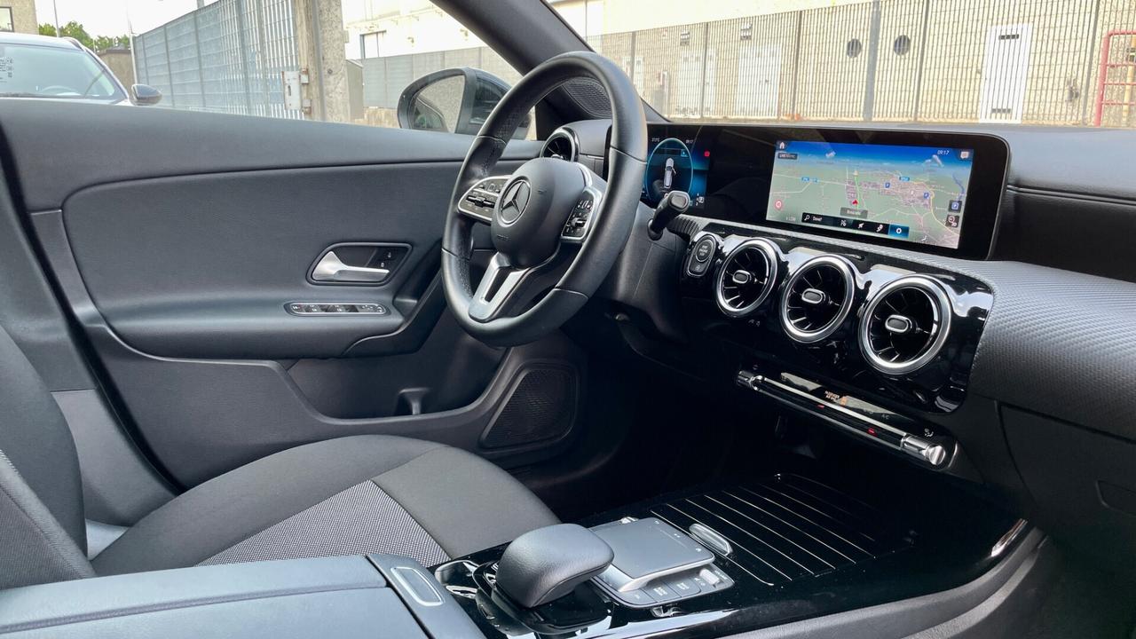MERCEDES-BENZ CLA 180D EXECUTIVE 2.0 116CV - VIRTUAL COCKPIT, GANCIO TRAINO, NEOPATENTATI