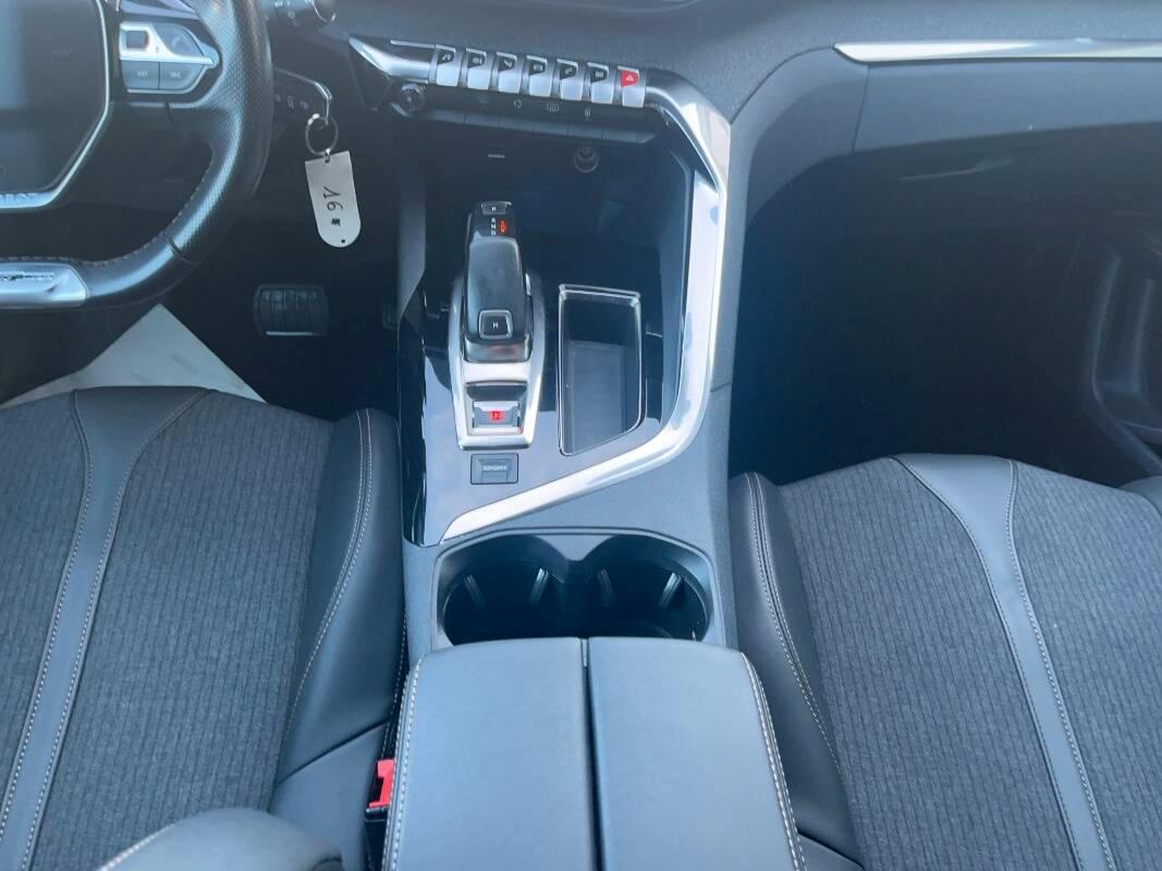 Peugeot 3008 1.5 bluehdi GT Line s&s 130cv eat8