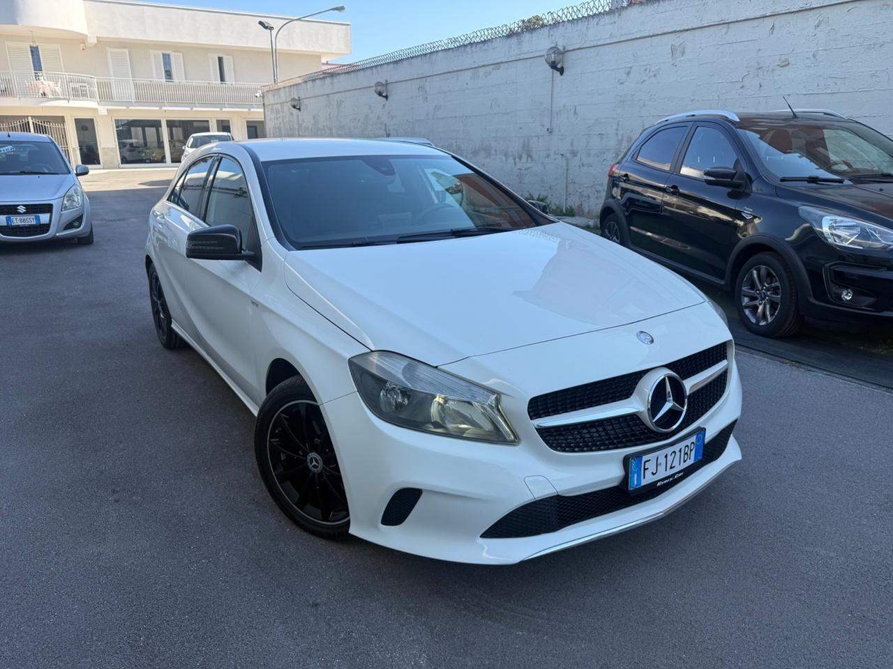 Mercedes Classe A 1.5diesel 90cv AUTOMATICA - 2017