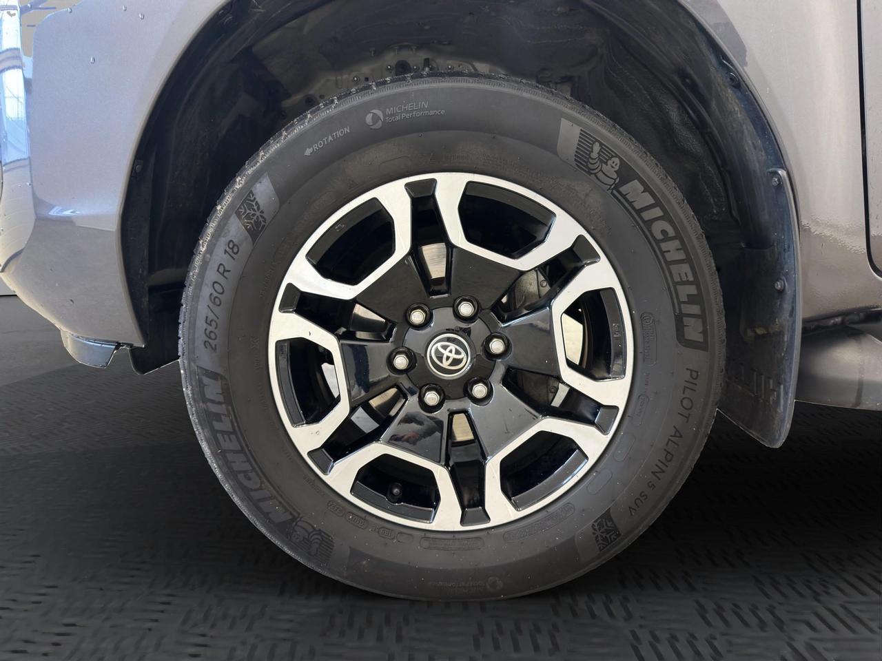 Toyota Hilux 2.8 d double cab Executive 4wd auto