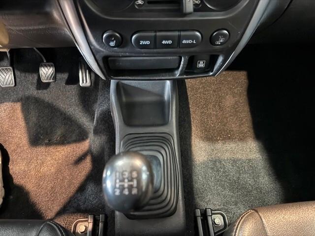 Suzuki Jimny 1.3 4WD Evolution Plus + GANCIO TRAINO