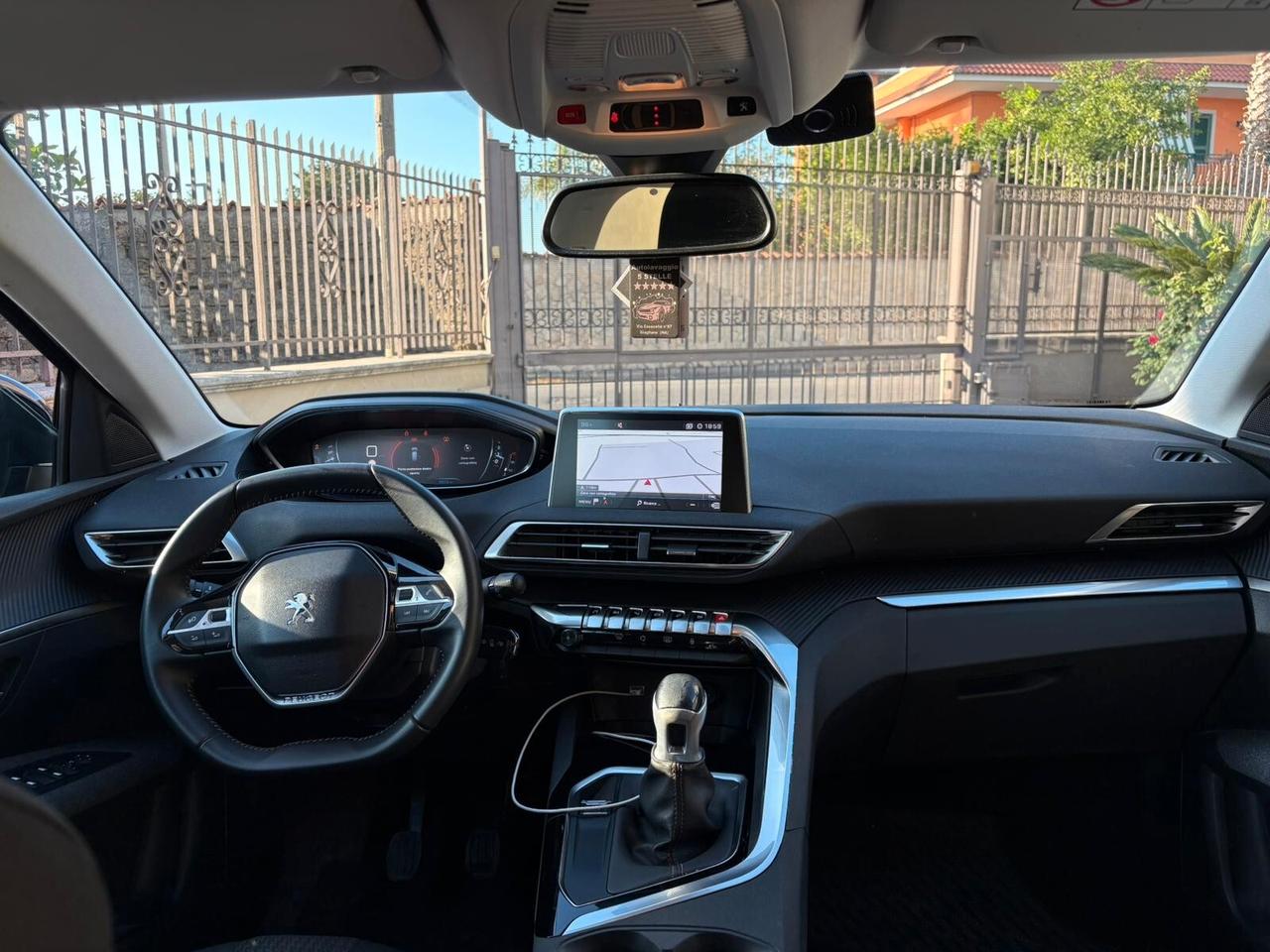 Peugeot 3008 BlueHDi 130 S&S Business