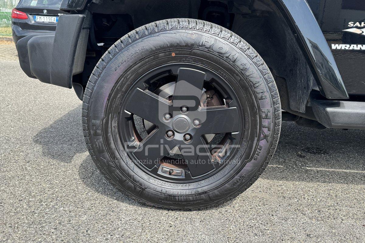 JEEP Wrangler 2.8 CRD DPF Sahara Auto
