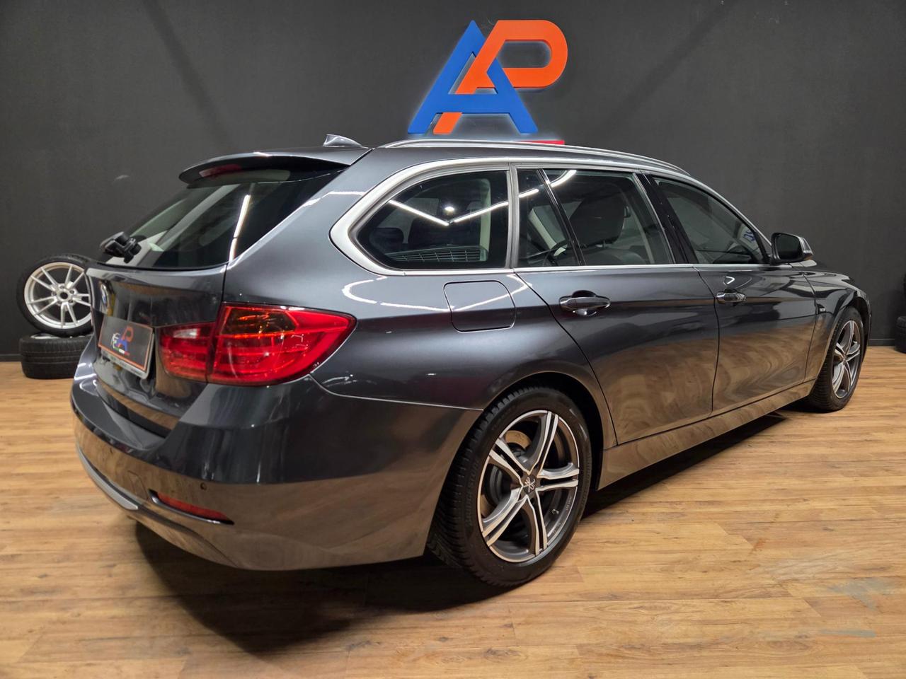BMW Serie 3 Touring 318d Touring Business auto