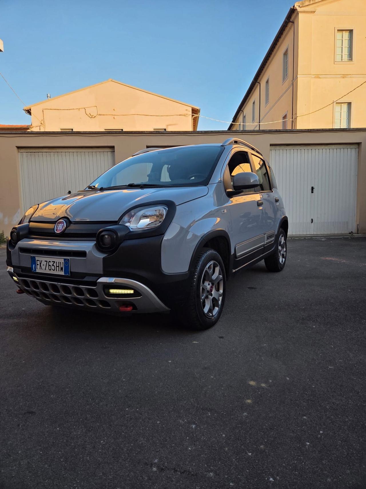 Fiat Panda Cross 1.3 MJT 95 CV S&S 4x4 perfetta unico proprietario garanzia 12 mesi