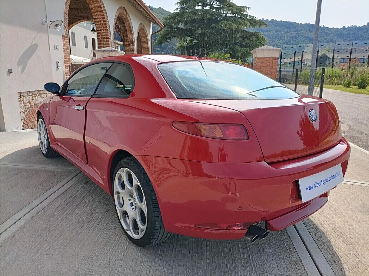 Alfa Romeo GT 1.9 JTDM 16V Distinctive