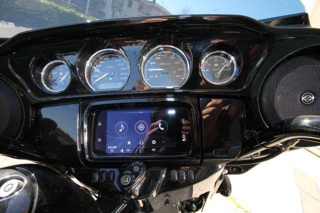 HARLEY-DAVIDSON FLHX Street Glide FLHXS 114 Special Custom