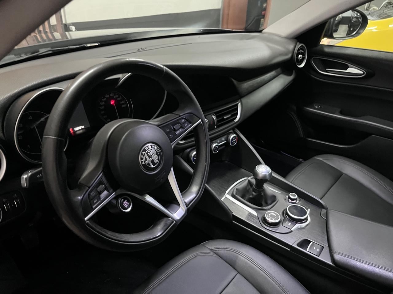 Alfa Romeo Giulia 2.2 Turbodiesel 150 CV tagliandata