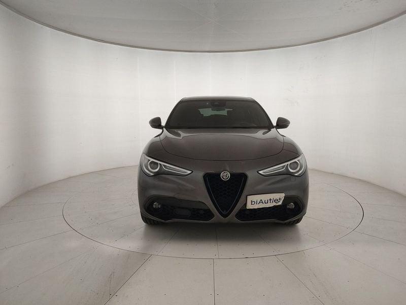 Alfa Romeo Stelvio 2.2 t Executive Q4 190cv auto