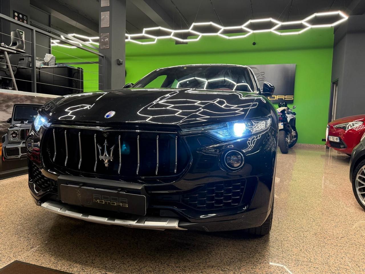Maserati Levante V6 Diesel 275 CV AWD