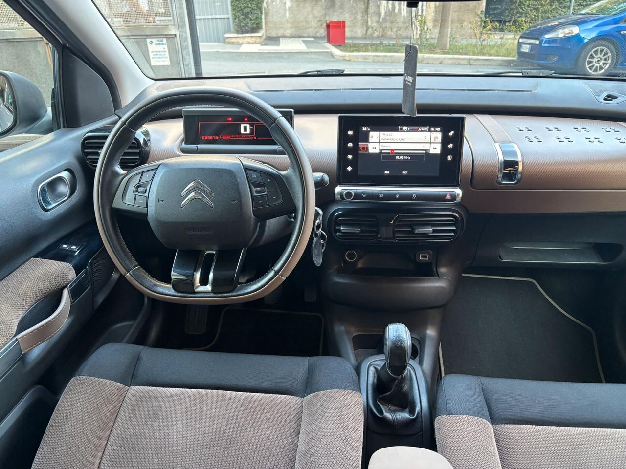 Citroen C4 Cactus BlueHDi 100 S&S Shine